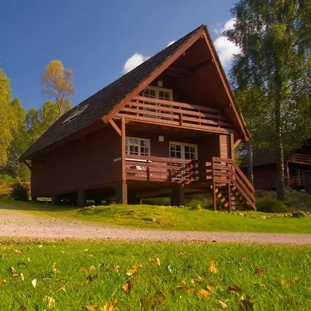 Woodland Lodge Tomich Exterior photo